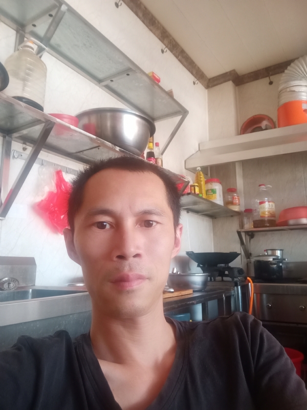 生活还在继续的第一张照片--贵港中老年相亲网